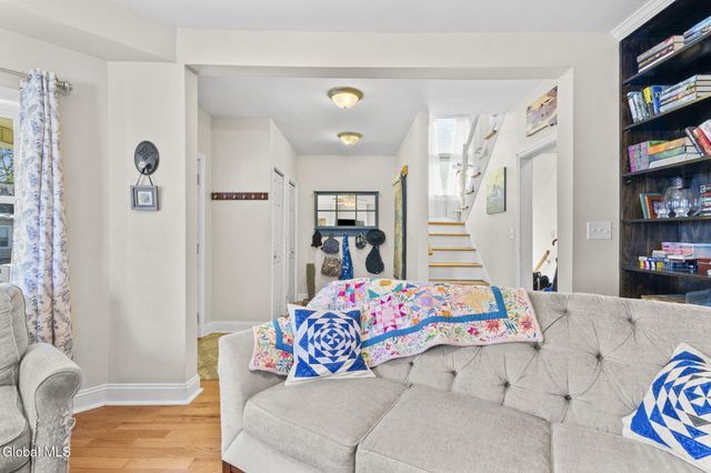 129 Sanders Avenue, Scotia, NY 12302