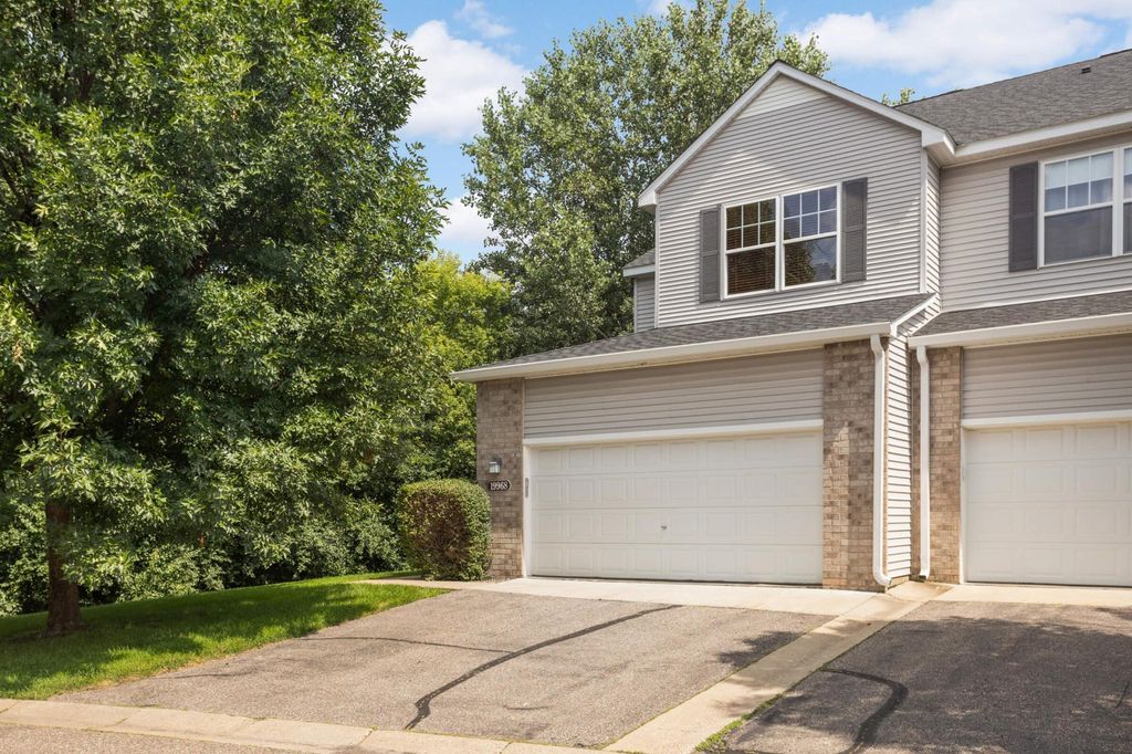 19968 Langford Lane, Farmington, MN 55024