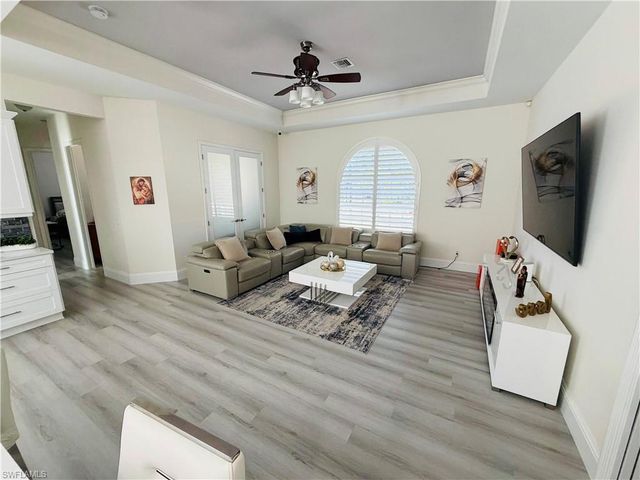 3960 1st AVE NW, Naples, FL 34119