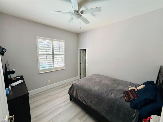 3960 1st AVE NW, Naples, FL 34119