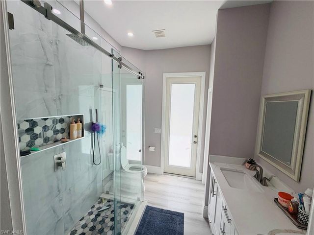 3960 1st AVE NW, Naples, FL 34119