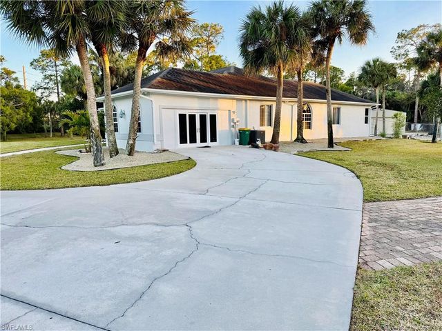 3960 1st AVE NW, Naples, FL 34119