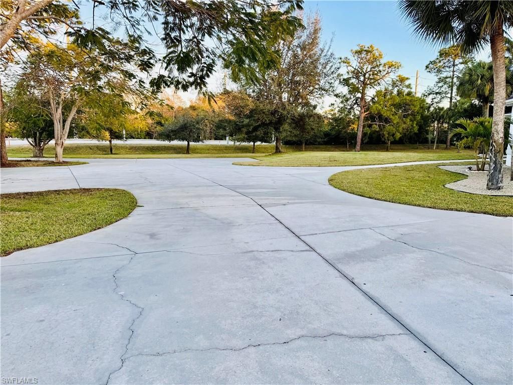 3960 1st AVE NW, NAPLES, FL 34119 — photo 3