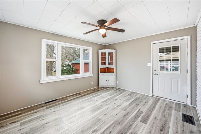 1204 Griswold St, Sharon, PA 16146