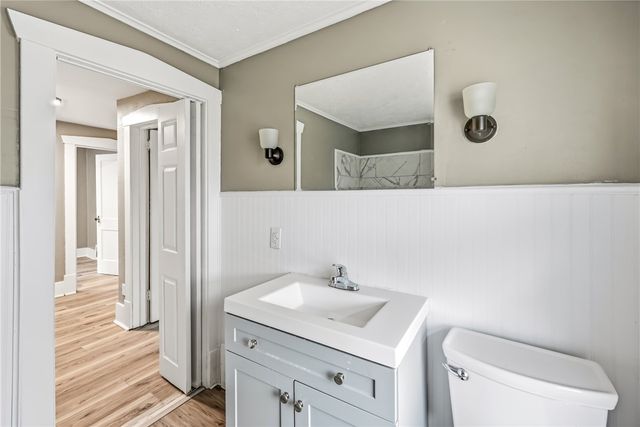 1204 Griswold St, Sharon, PA 16146