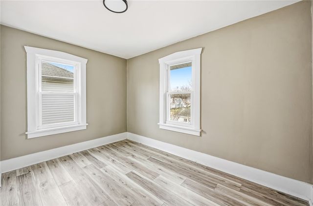 1204 Griswold St, Sharon, PA 16146