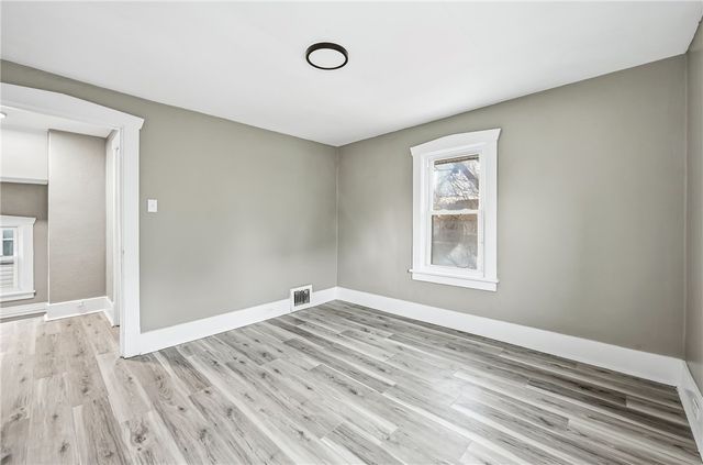 1204 Griswold St, Sharon, PA 16146