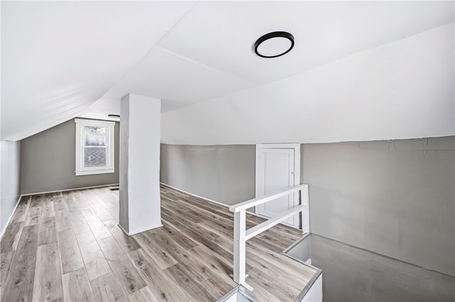 1204 Griswold St, Sharon, PA 16146