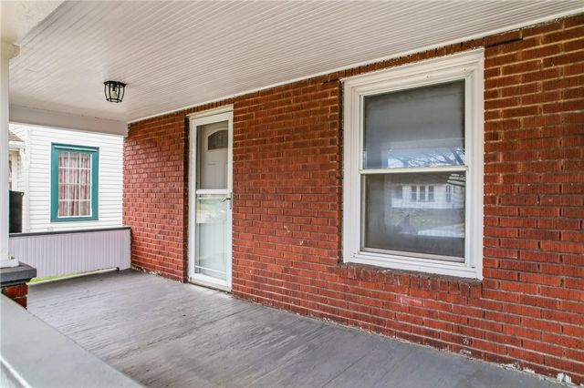 1204 Griswold St, Sharon, PA 16146