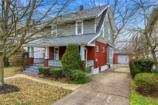 1204 Griswold St, Sharon, PA 16146