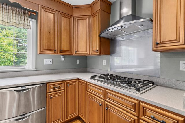 35 Mockingbird Hill Road, Windham, NH 03087