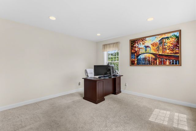 35 Mockingbird Hill Road, Windham, NH 03087
