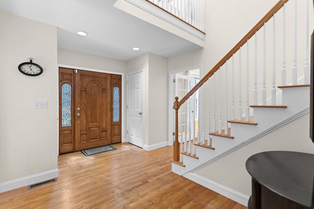 35 Mockingbird Hill Road, Windham, NH 03087