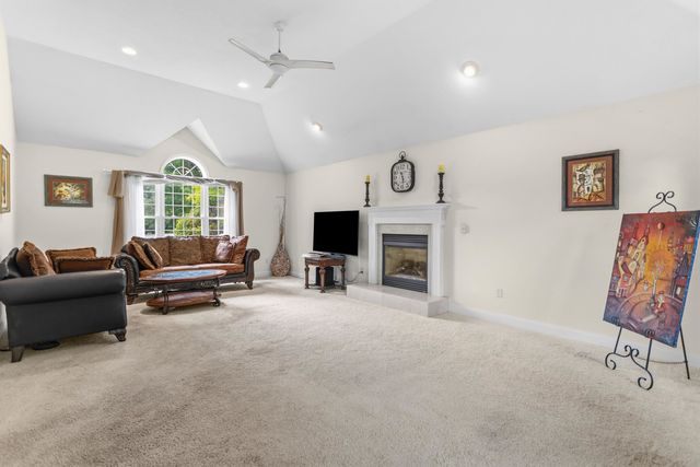 35 Mockingbird Hill Road, Windham, NH 03087