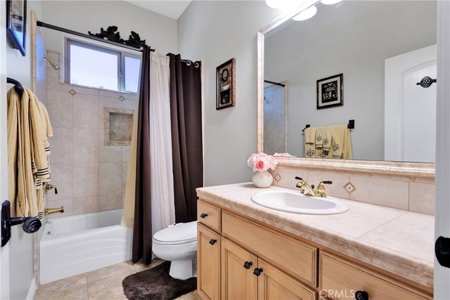 19189 Kanbridge, Apple Valley, CA 92308