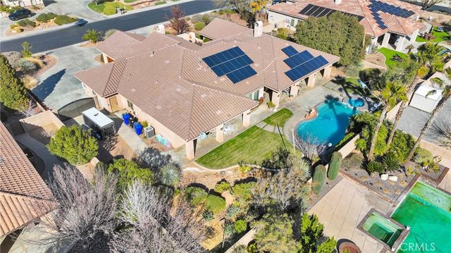 19189 Kanbridge, Apple Valley, CA 92308