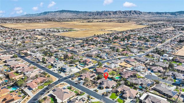 19189 Kanbridge, Apple Valley, CA 92308