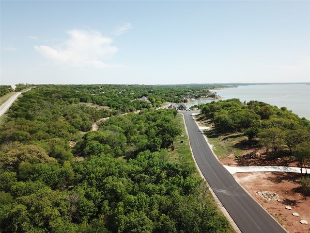 149 Hanna Oak Court, Bridgeport, TX 76426