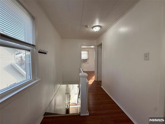 507 Lake Avenue 2nd fl, Lyndhurst, NJ 07071