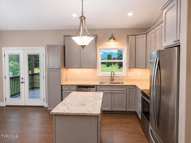 410 Mount Zion Church Road, Jonesborough, TN 37659