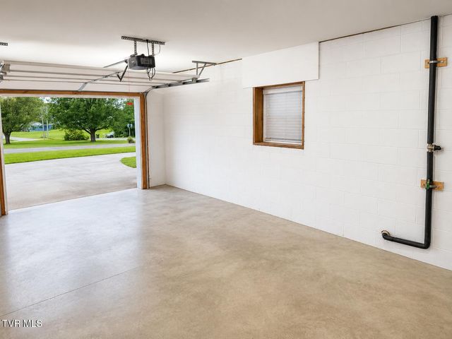 410 Mount Zion Church Road, Jonesborough, TN 37659