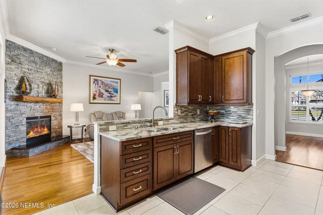 574 WHITFIELD Road, Jacksonville, FL 32221