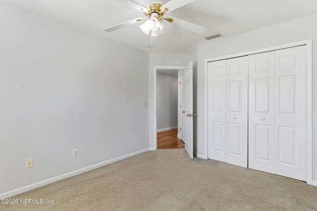 574 WHITFIELD Road, Jacksonville, FL 32221