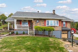 125 Beechwood Dr, Carroll Twp, PA 15063