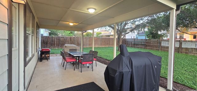 1114 BIRDIE CV, San Antonio, TX 78221