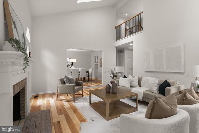 1558 MCLEAN COMMONS CT, Mclean, VA 22101