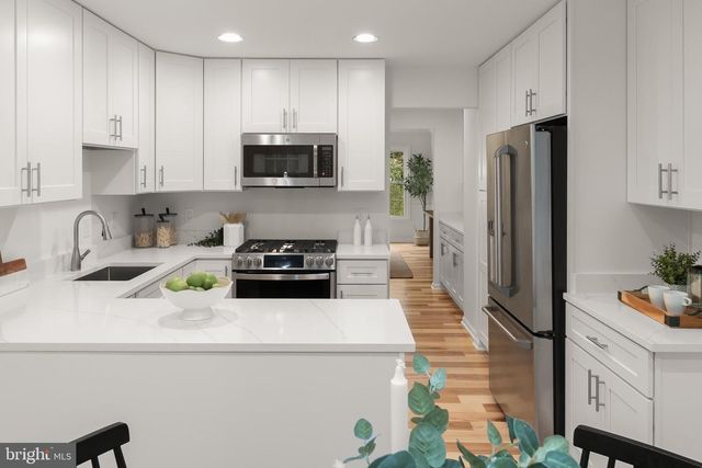 1558 MCLEAN COMMONS CT, Mclean, VA 22101