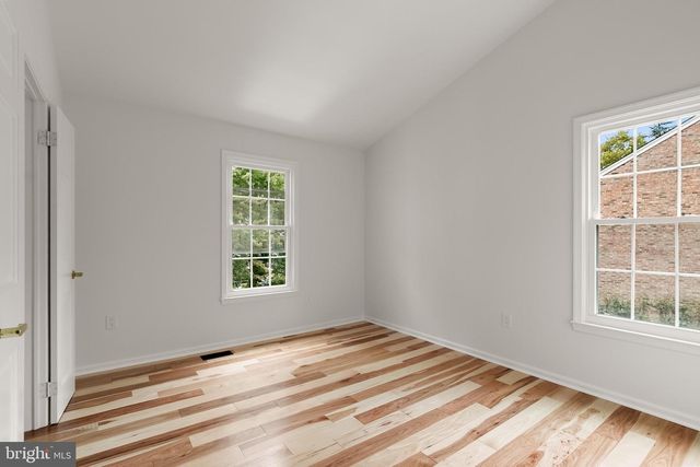 1558 MCLEAN COMMONS CT, Mclean, VA 22101