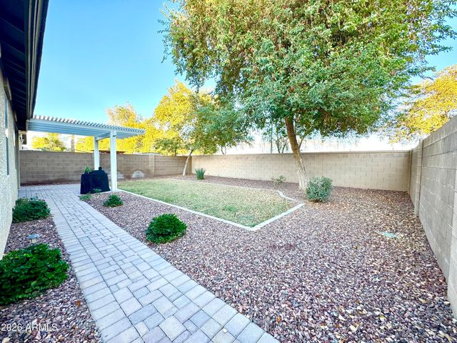 9325 N 179th Drive, Waddell, AZ 85355