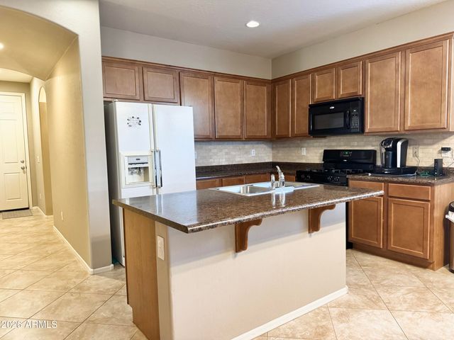 9325 N 179th Drive, Waddell, AZ 85355