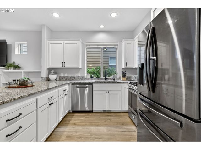 7937 Sw CAROL ANN Ct, Portland, OR 97224