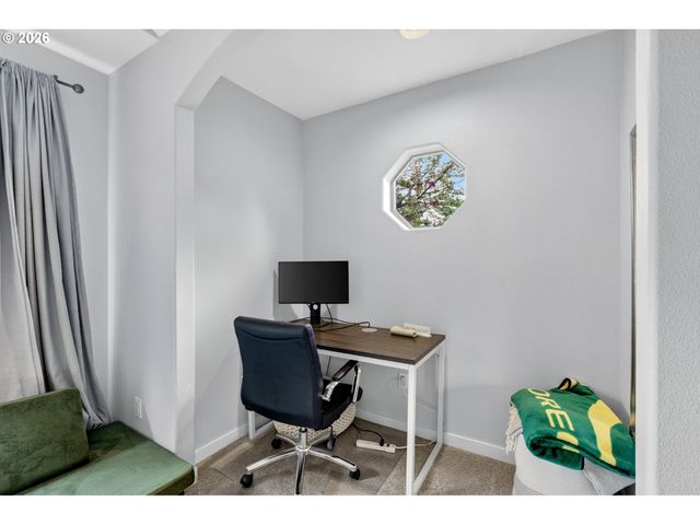 7937 Sw CAROL ANN Ct, Portland, OR 97224