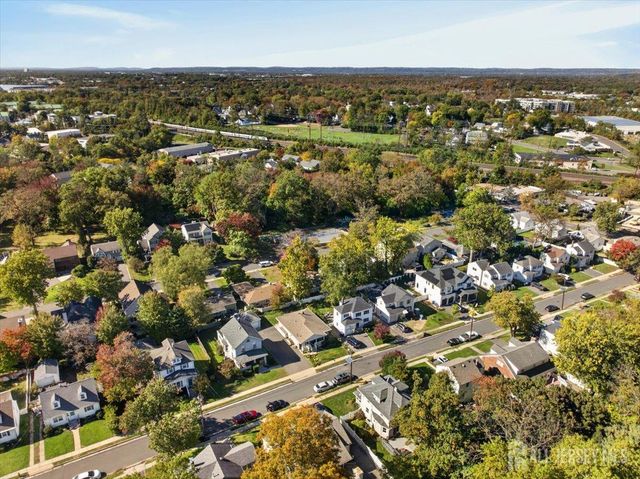 33 Newman Street, Metuchen, NJ 08840