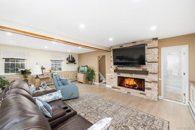 293 Garden Street, New Windsor, NY 12553