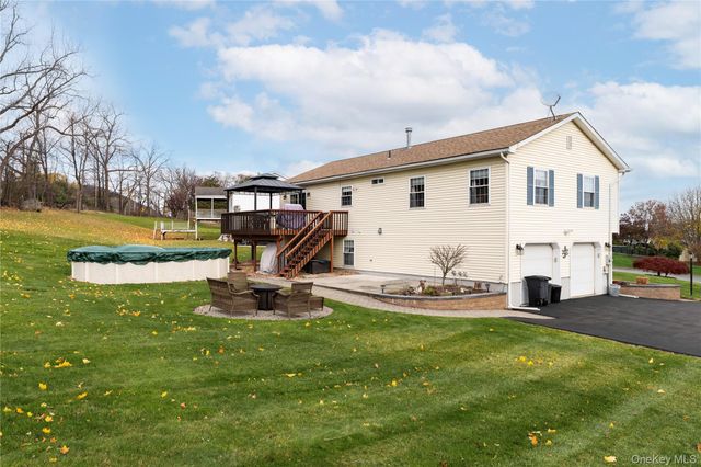 293 Garden Street, New Windsor, NY 12553