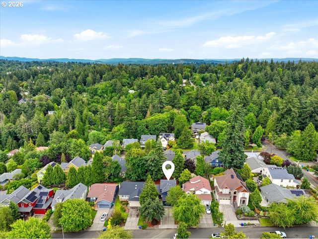 8908 Sw 50TH Ave, Portland, OR 97219