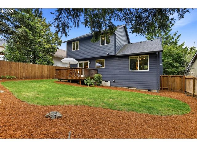 8908 Sw 50TH Ave, Portland, OR 97219