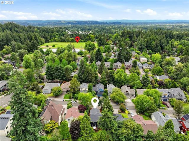 8908 Sw 50TH Ave, Portland, OR 97219