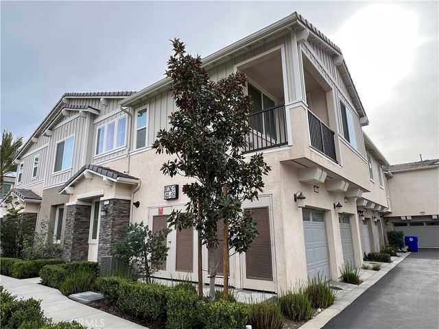 16502 Casa Grande Avenue 425, Fontana, CA 92336