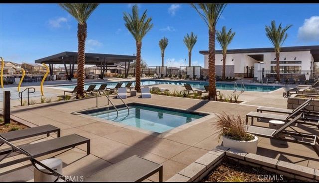 16502 Casa Grande Avenue 425, Fontana, CA 92336