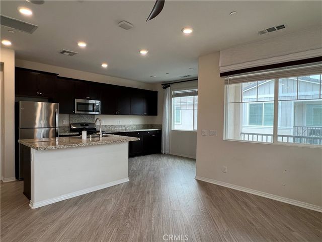 16502 Casa Grande Avenue 425, Fontana, CA 92336