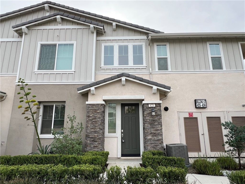 16502 Casa Grande Avenue 425, Fontana, CA 92336