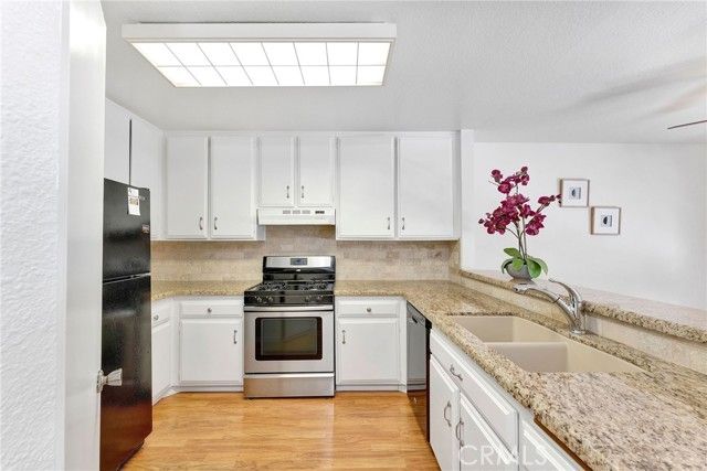 22198 Cedar Pointe 1F, Lake Forest (el Toro), CA 92630