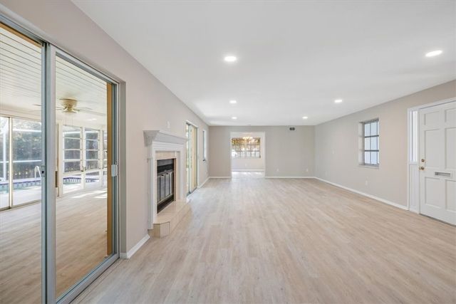 835 Royal Palm Place, Vero Beach, FL 32960