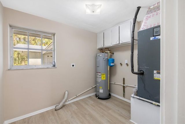 835 Royal Palm Place, Vero Beach, FL 32960