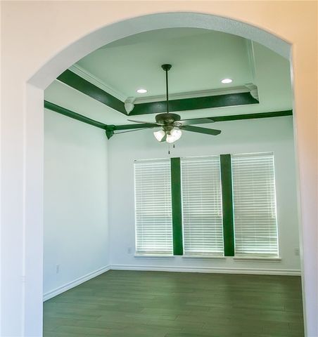 8218 Merlin Pl, Corpus Christi, TX 78414